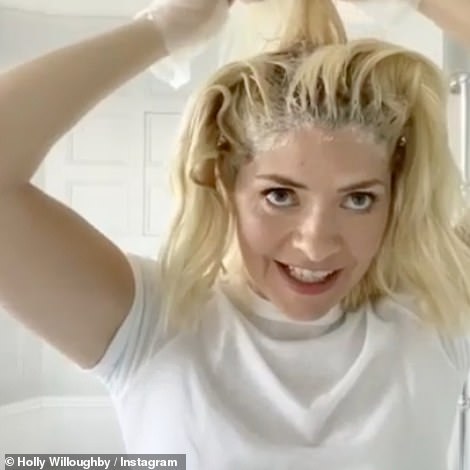 Holly Willoughby dying her hair